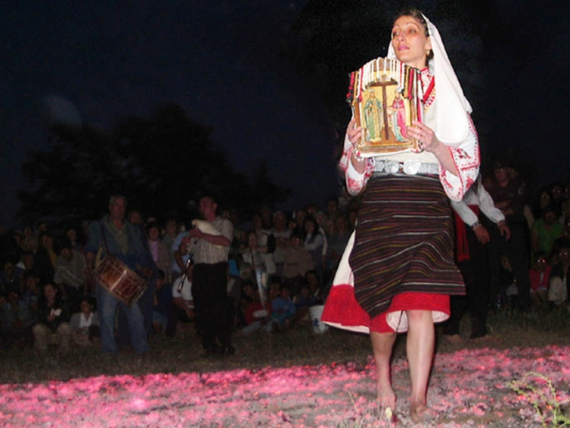 Le Nestinarstvo - la danse sur les braises - Folklore